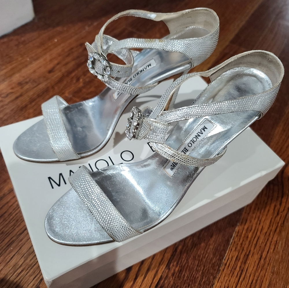 MANOLO BLAHNIK silver High Heels
